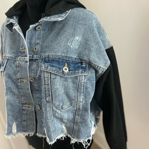 Highway Jeans Distressed Denim Jacket with Black Hood and Sleeves Distressed - Picture 3 of 10
